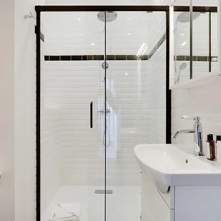 Apartment Modern Loft - 2br-8p - Place De La Republique *